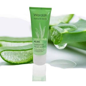 13 Manfaat Aloe Vera Wardah Yang Penting Untuk Diketahui Pinhome