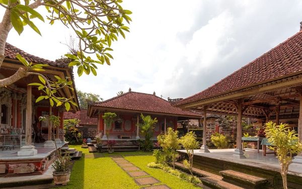 Arsitektur Rumah Bali Homecare24