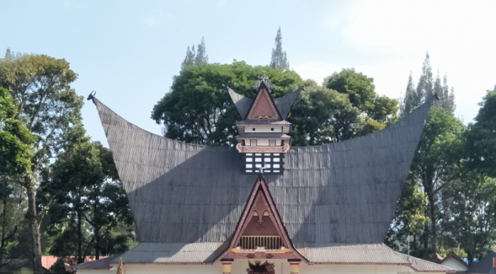 Ini Dia Beragam Jenis Rumah Adat Sumatera Utara