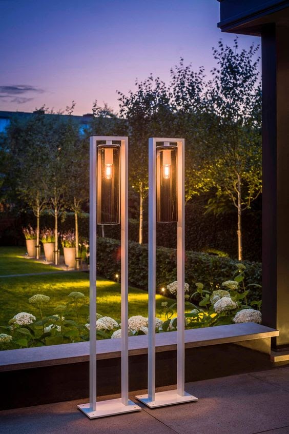  Jenis  Jenis Lampu Taman  untuk Dekorasi Halaman Rumah