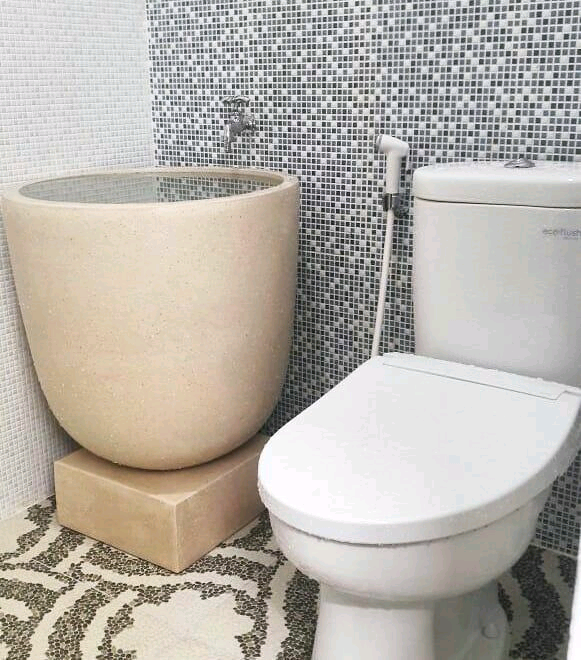 desain kamar mandi kecil