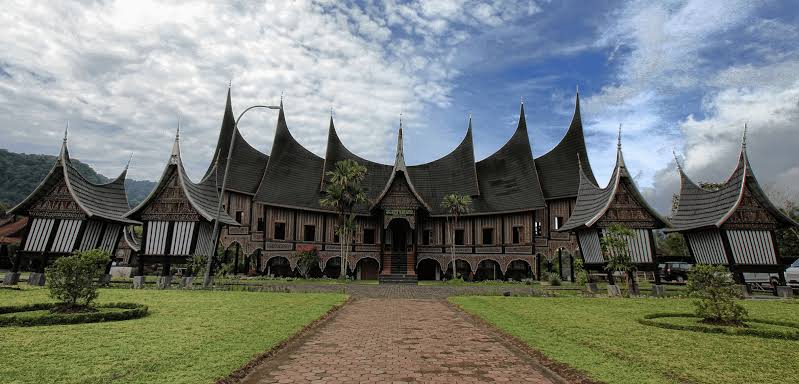 Rumah gadang Minangkabau