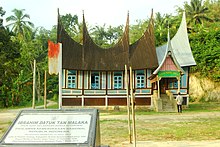Rumah tradisional Sumatera barat
