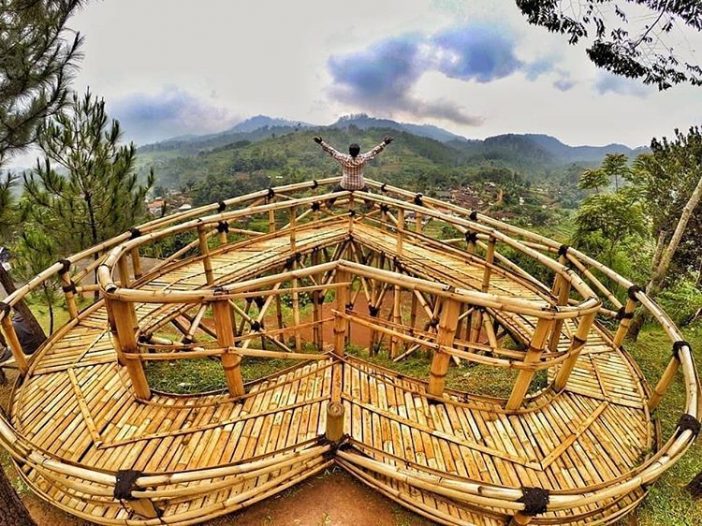 33 Rekomendasi Tempat Wisata di Bandung Untuk Berlibur di Akhir Pekan