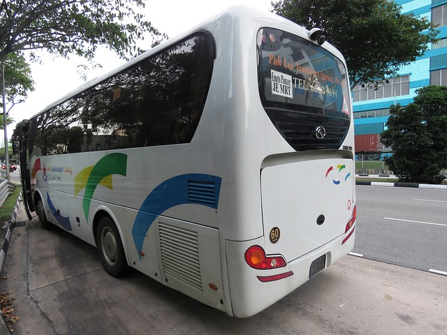 transportasi umum ke bsd